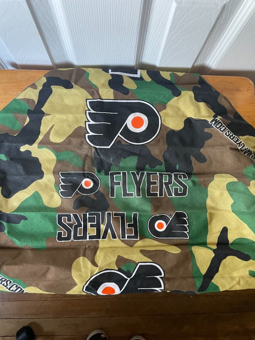 Philadelphia Flyers Camo Bandana. Rare. One size.